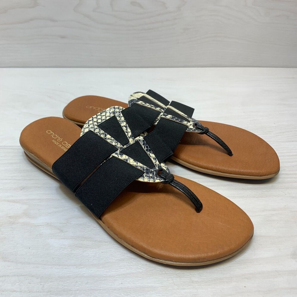 Andre Assous Thong Sandals Women's Size 9 Black Snakeskin Print Casual Slip On